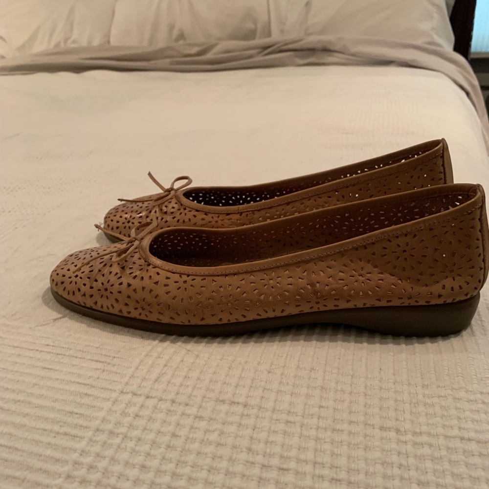 Coldwater Creek ballet flats. Size 9 1/2. Leather